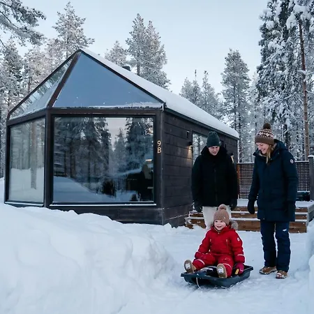Nordic Star Igloos * 列维