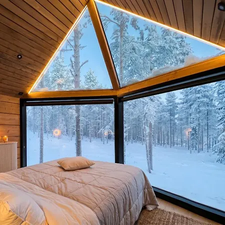 Nordic Star Igloos