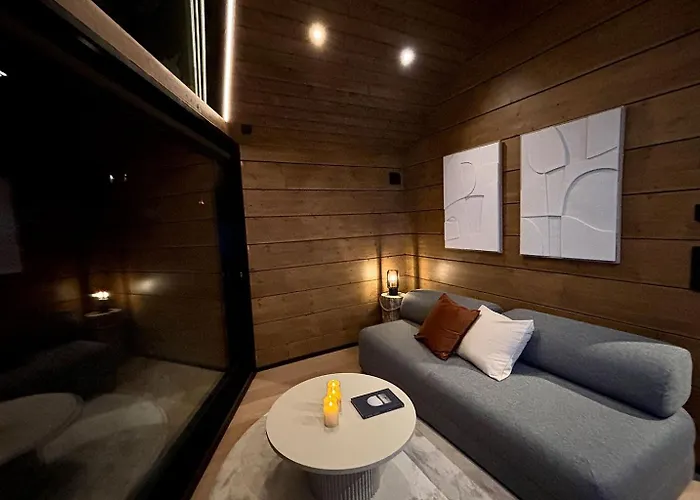 Nordic Star Igloos Chalet